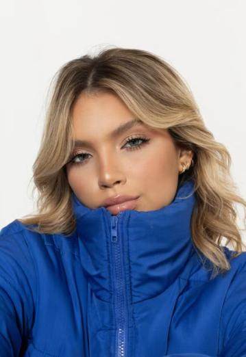 开云-美！17岁恩德里克女朋友21岁 去年10月在一起的！