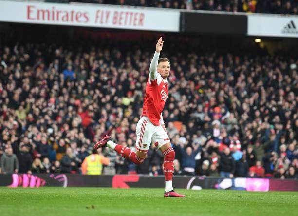 开云娱乐-让2追3！塔帅换人扭转战局，枪手一战打出冠军气质