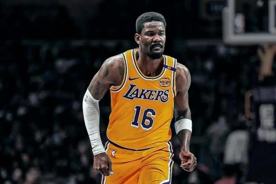 开云体育-太难了！数据全面落后，正负值-49+全队最差，艾顿，能硬一点吗？